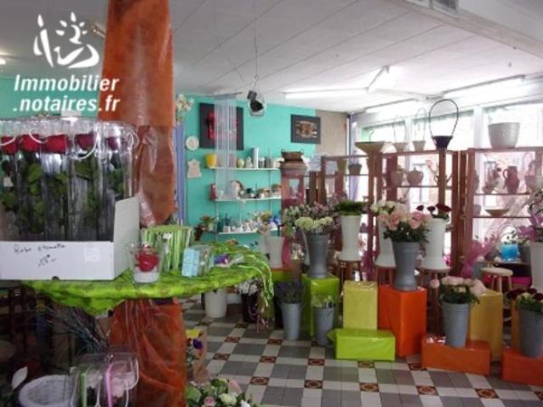 UNE MAISON A USAGE D'HABITATION