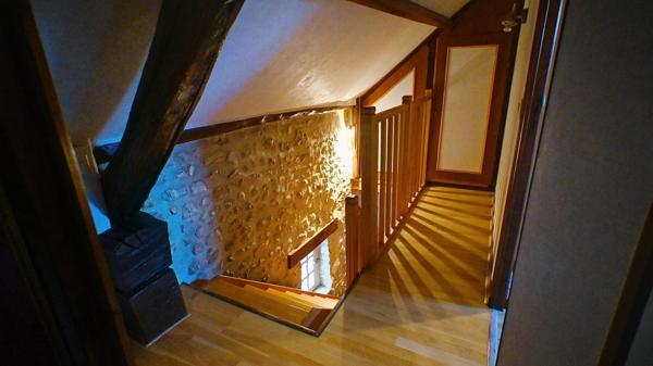 Maison atypique !!