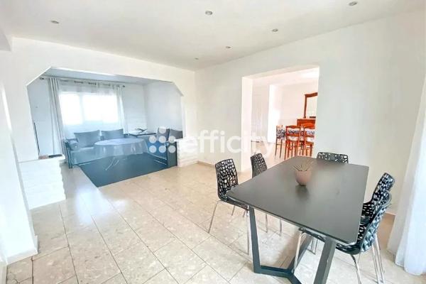 Maison 9 pièces - 250 m²