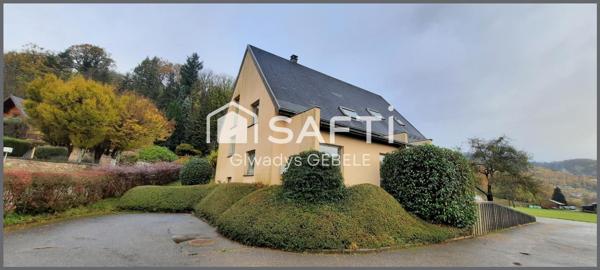 Bâtiment de 248m² sur plus de 8 ares constructible