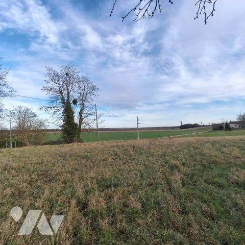 A VENDRE MONTCEAUX LES VAUDES (10260), 7mins de SAINT PARRES LES VAUDES (10260) et 25mins de TR...
