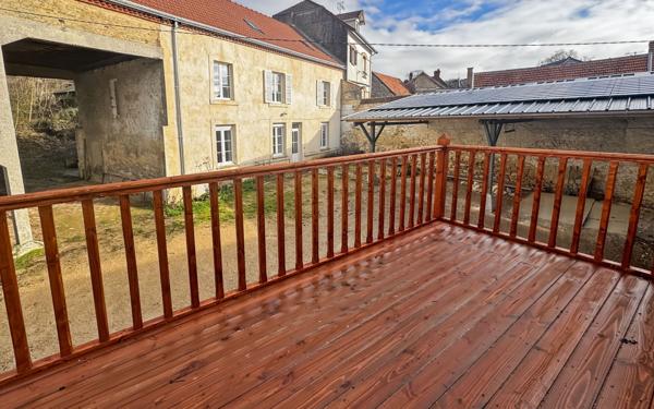 Appartement à louer    4 pièces •  Chenay