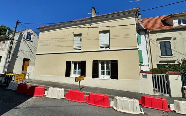 Maison à vendre    6 pièces • 71 m2 Coubron