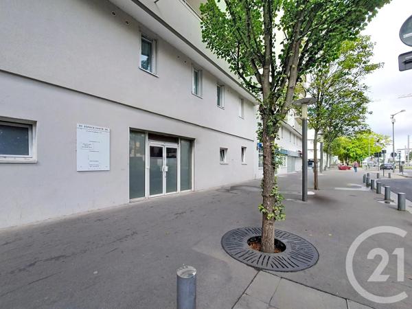 à vendre  136,30 m 2   COLOMBES  - 92