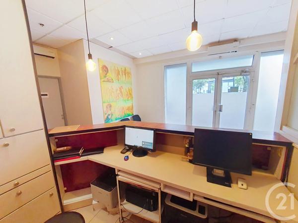 à vendre  136,30 m 2   COLOMBES  - 92