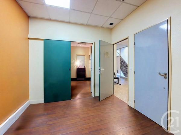 à vendre  136,30 m 2   COLOMBES  - 92