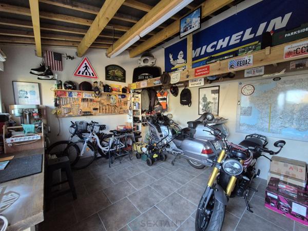 Longère, atelier, carport, cave