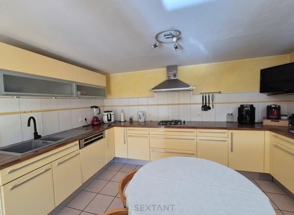 Longère, atelier, carport, cave