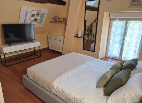 Longère, atelier, carport, cave