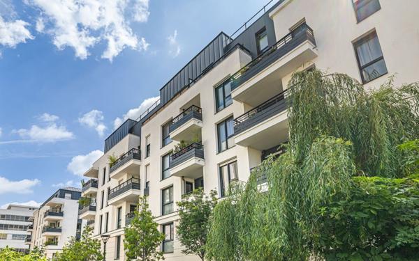 Appartement à vendre    3 pièces • 70,69 m2 Joinville-le-Pont