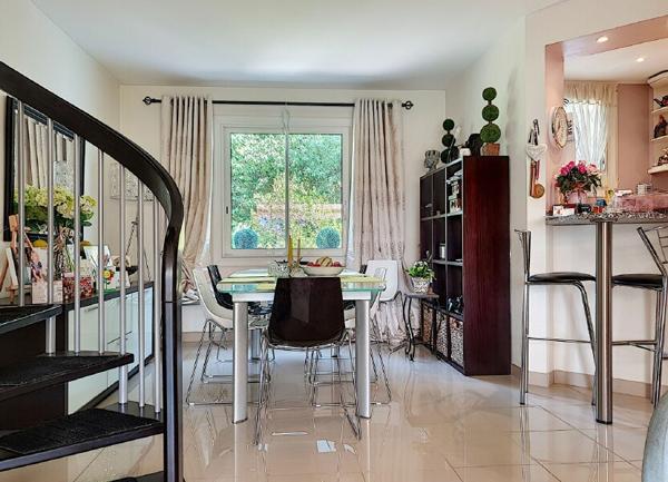 Maison à vendre    4 pièces • 110 m2 Cannes