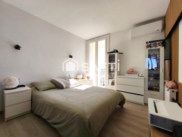 Frontignan – T3 traversant rénové, entre lumière et sérénité