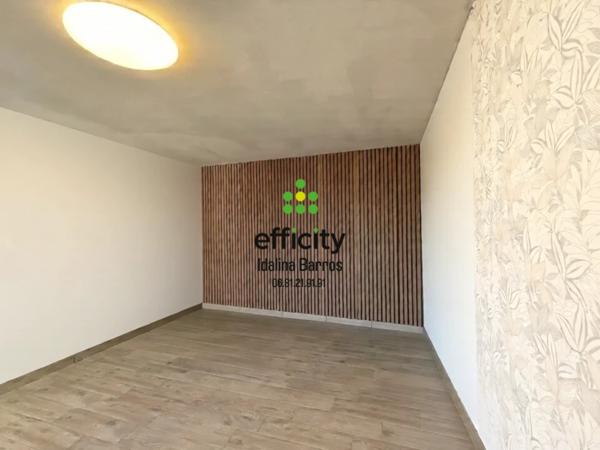 Maison 2 pièces - 70 m²