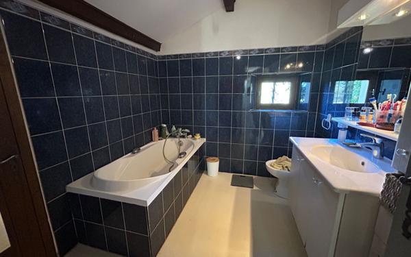 Maison à vendre    7 pièces •  Gamarde-les-Bains