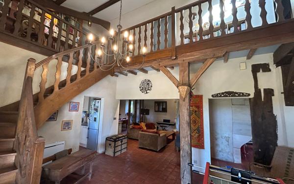 Maison à vendre    7 pièces •  Gamarde-les-Bains