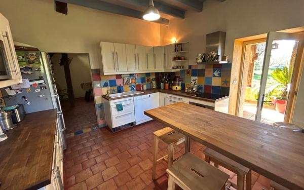 Maison à vendre    7 pièces •  Gamarde-les-Bains