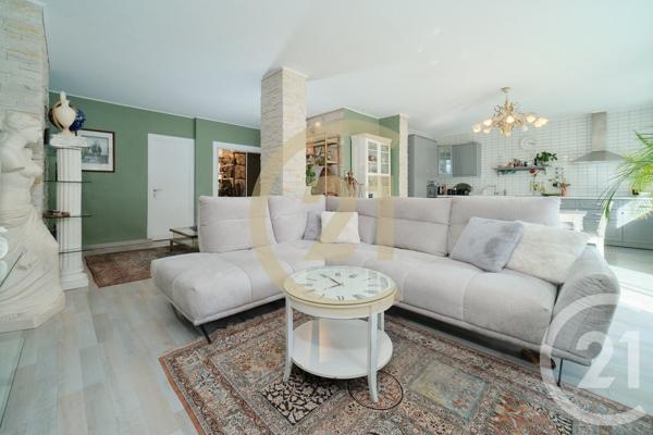 Appartement T4 à vendre  4 pièces - 97,81 m2 LYON - 69008