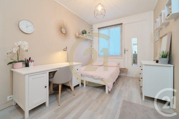 Appartement T4 à vendre  4 pièces - 97,81 m2 LYON - 69008