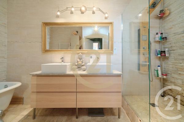 Appartement T4 à vendre  4 pièces - 97,81 m2 LYON - 69008