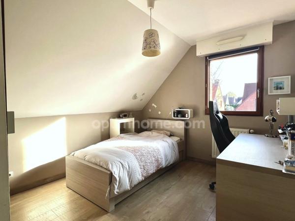 Maison individuelle de 130 m² habitables - 4 chambres - jardin et grand garage MARQUETTE LEZ LILLE (59)