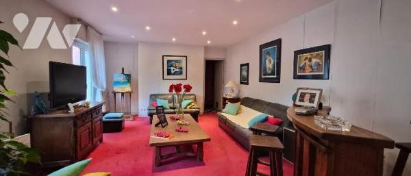 RARE SUR LE MARCHE

A 2 pas du centre ville et des berges de la liane, venez découvrir cette ...