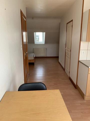 Location                                                      Appartement
                        
                     1 pièces                      35 m2                     à Saint-Quentin