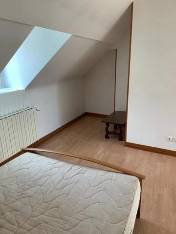 Location                                                      Appartement
                        
                     1 pièces                      35 m2                     à Saint-Quentin