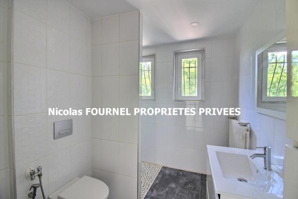 Maison Le Chambon Feugerolles 11 pièce(s) 231.86 m2