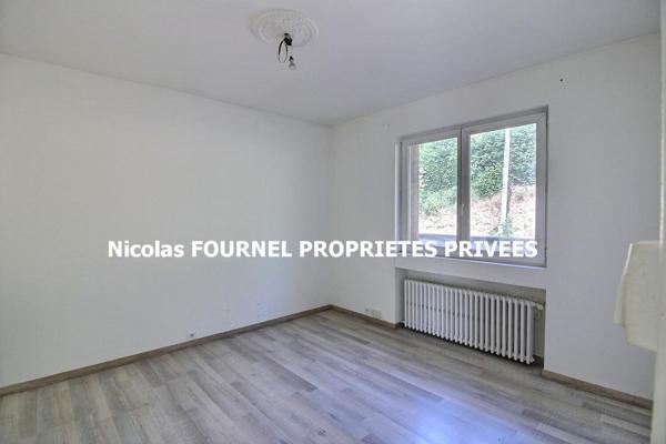 Maison Le Chambon Feugerolles 11 pièce(s) 231.86 m2