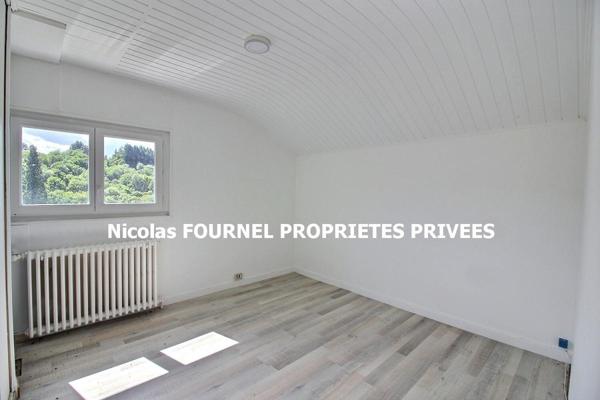 Maison Le Chambon Feugerolles 11 pièce(s) 231.86 m2