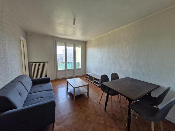 ROANNE - APPARTEMENT T3