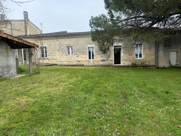 ENSEMBLE IMMOBILIER 3 LOGEMENTS ET DÉPENDANCES SUR 1290 M2 DE TERRAIN , Tauriac ENSEMBLE IMMOBILIER 3 LOGEMENTS ET DÉPENDANCES SUR 1290 M2 DE TERRAIN , Tauriac