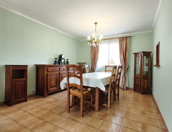 MAISON SUR SOUS-SOL 4 CHAMBRES - FONTAINE LE COMTE