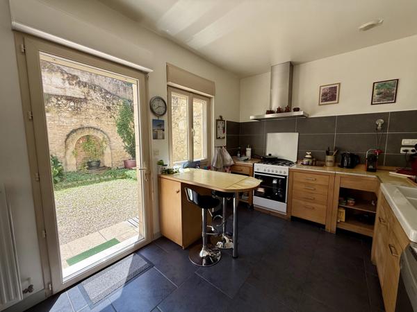 Maison charmante à Sainte-Foy-la-Grande à deux pas de la Dordogne et des commerces