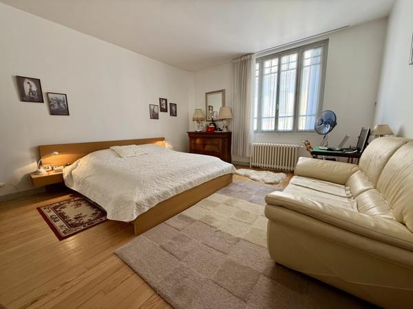 Maison charmante à Sainte-Foy-la-Grande à deux pas de la Dordogne et des commerces