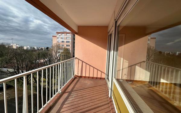 Appartement à vendre    4 pièces • 94 m2 Bischheim