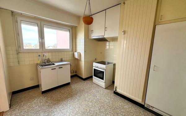 Appartement à vendre    4 pièces • 94 m2 Bischheim