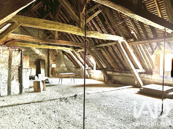 Maison à vendre 11 pièces 281 m² Villeneuve-sur-Yonne