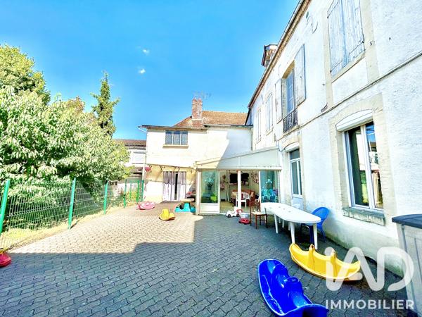 Maison à vendre 11 pièces 281 m² Villeneuve-sur-Yonne