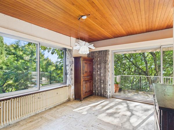 MAISON D'ARCHITECTE 300m² sur PARCELLE 27000m² MONTELIMAR 26200