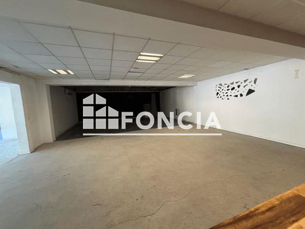 Location Local commercial 5 pièces 190 m² - 1690 ROUTE DE LYON Soyon 07130