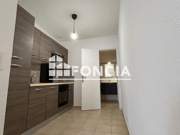 Location Appartement 2 pièces 42.2 m² - 78 AVE STE MARGUERITE Nice 06200