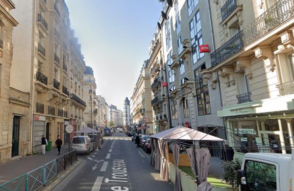 LOCATION AVEC DROIT D'ENTRÉE 126M2 À PARIS (75011)