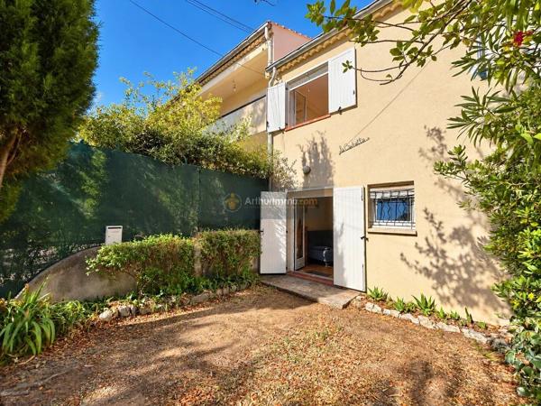 Vente                                                      Appartement
                        
                     3 pièces                      45 m2                     à Saint-Aygulf