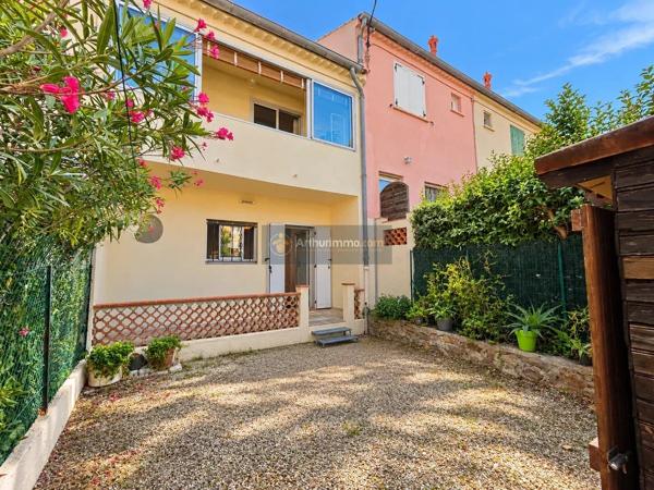 Vente                                                      Appartement
                        
                     3 pièces                      45 m2                     à Saint-Aygulf