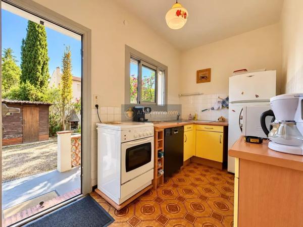 Vente                                                      Appartement
                        
                     3 pièces                      45 m2                     à Saint-Aygulf