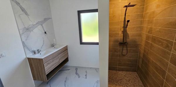PLAIN PIED 3 CH Francueil 239 000 €