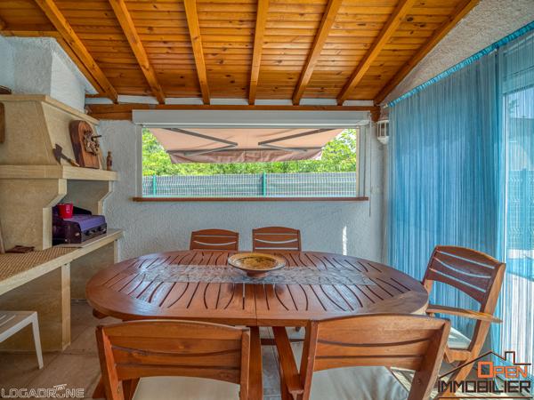 Villa T 4 avec piscine