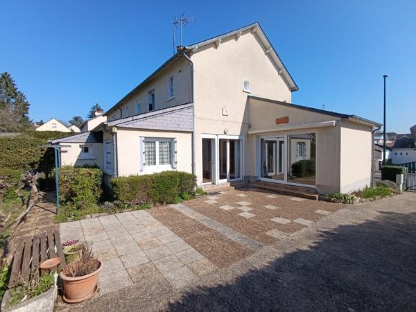 Maison de bourg – 90 m² – Jardin 400 m² – Centre de Loué