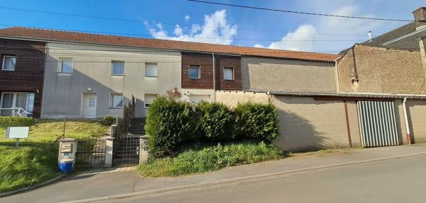 Immeuble dans Ville-sur-Lumes
